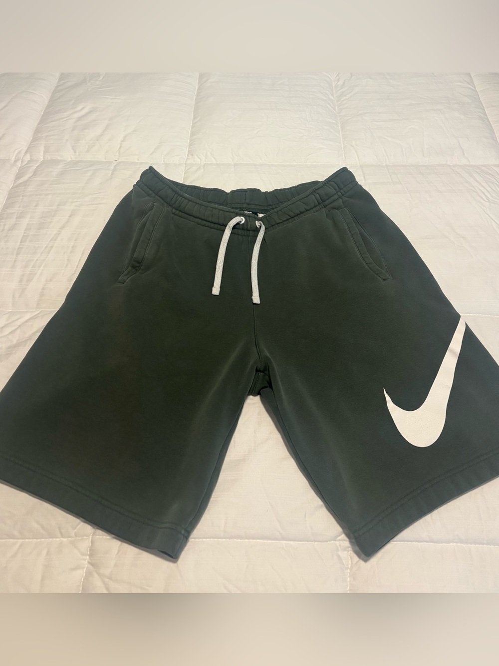 Nike Green Big Logo Shorts Size Large